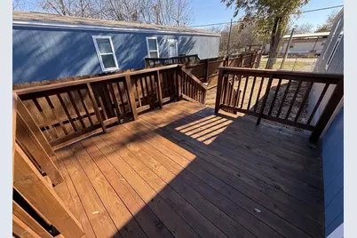 221 W Division Street, Graford, TX 76449 - Photo 10