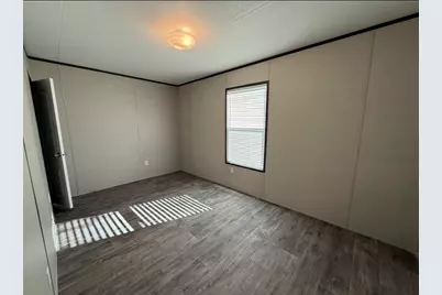 221 W Division Street, Graford, TX 76449 - Photo 36