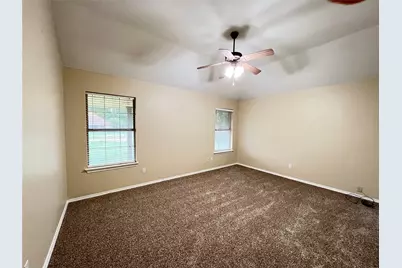788 Robin Court, Springtown, TX 76082 - Photo 10