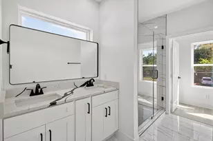 3413 Wendelkin St, Dallas, TX 75215 - Photo 12