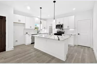 3413 Wendelkin Street, Dallas, TX 75215 - Photo 2