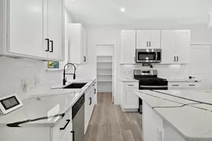3413 Wendelkin St, Dallas, TX 75215 - Photo 4