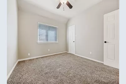 8605 Wellington Point Drive, Irving, TX 75063 - Photo 22