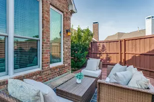 8605 Wellington Point Dr, Irving, TX 75063 - Photo 16