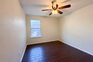 825 Adams Dr, Burleson, TX 76028 - Photo 14