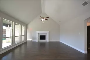 9724 Excursion Dr, Little Elm, TX 75068 - Photo 2