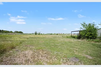220 Barker Road, Ennis, TX 75119 - Photo 30