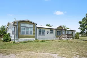 220 Barker Rd, Ennis, TX 75119 - Photo 4