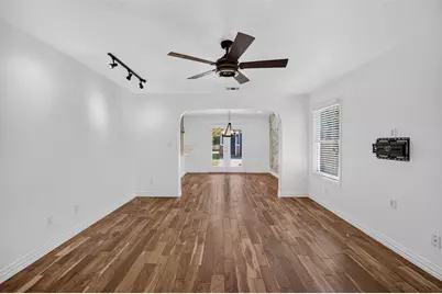 2205 College Avenue, Fort Worth, TX 76110 - Photo 6