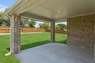 2418 Silver Spg Ct, Celina, TX 75009 - Photo 4