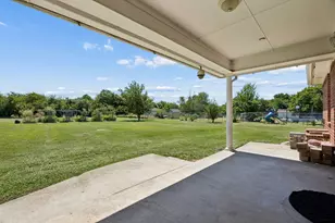 2412 Chickering Rd, Cleburne, TX 76031 - Photo 30