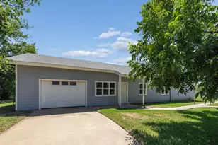 2412 Chickering Rd, Cleburne, TX 76031 - Photo 32