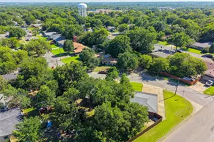 2507 N Shannon St, Sherman, TX 75092 - Photo 30