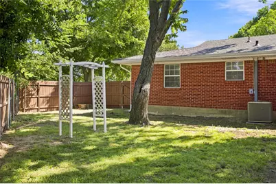 2507 N Shannon Street, Sherman, TX 75092 - Photo 26
