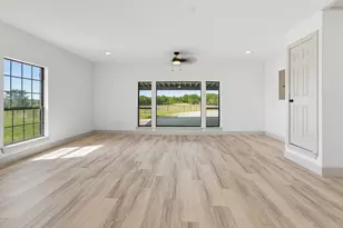 601 Co Rd 3525, Paradise, TX 76073 - Photo 18