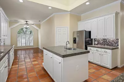 7710 Sweetgum Drive, Irving, TX 75063 - Photo 26