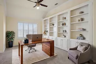 7710 Sweetgum Dr, Irving, TX 75063 - Photo 10