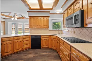 2112 Evergreen Dr, Plano, TX 75075 - Photo 10