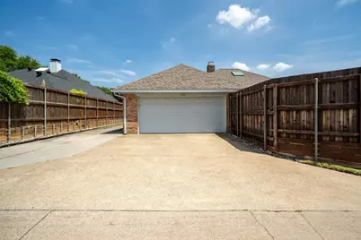2112 Evergreen Drive, Plano, TX 75075 - Photo 26