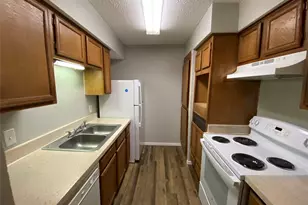 9696 Walnut, Dallas, TX 75243 - Photo 8