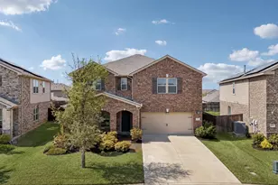 2713 Ranger Ln, Aubrey, TX 76227 - Photo 2