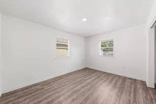 7923 S Nassau Cir, Dallas, TX 75217 - Photo 12