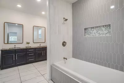 2214 Pearl Avenue, Fort Worth, TX 76164 - Photo 10