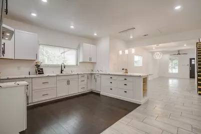 2214 Pearl Avenue, Fort Worth, TX 76164 - Photo 8