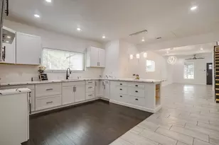 2214 Pearl Ave, Fort Worth, TX 76164 - Photo 8