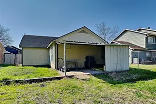 1621 Scottsdale Dr, Arlington, TX 76018 - Photo 12