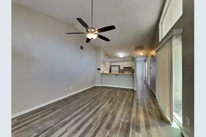 1621 Scottsdale Drive, Arlington, TX 76018 - Photo 2