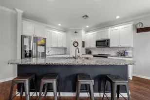 215 Greenbriar St, Robinson, TX 76706 - Photo 8