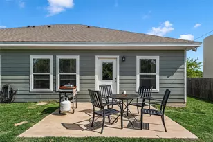 215 Greenbriar St, Robinson, TX 76706 - Photo 26