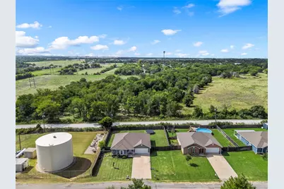215 Greenbriar Street, Robinson, TX 76706 - Photo 32
