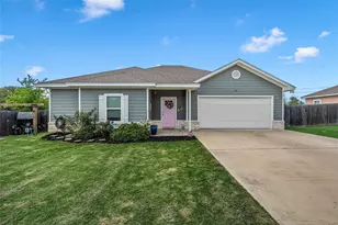 215 Greenbriar St, Robinson, TX 76706 - Photo 38