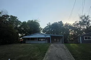 1011 Park Dr, Denison, TX 75020 - Photo 1