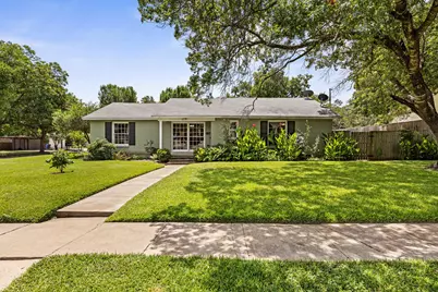 4500 Sanger Avenue, Waco, TX 76710 - Photo 1