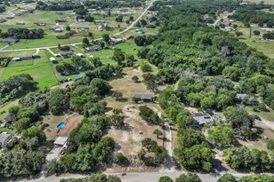 1933 Carter Rd, Springtown, TX 76082 - Photo 22
