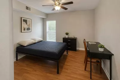 711 Thompson Drive, Prairie View, TX 77484 - Photo 4