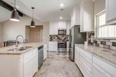 4930 Midway Road, Weatherford, TX 76085 - Photo 18