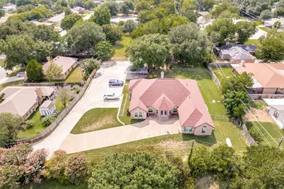 1425 Tobie Layne Street, Benbrook, TX 76126 - Photo 24