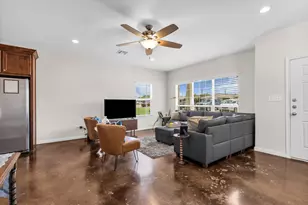 2225 S 2nd St, Waco, TX 76706 - Photo 6