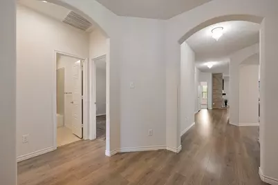 556 Declaration Way, Fate, TX 75189 - Photo 2