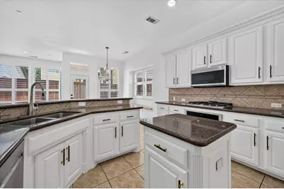 2208 Grizzly Run Lane, Euless, TX 76039 - Photo 6