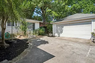 7233 Meadow Lake Ave, Dallas, TX 75214 - Photo 26