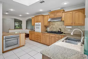7233 Meadow Lake Ave, Dallas, TX 75214 - Photo 14