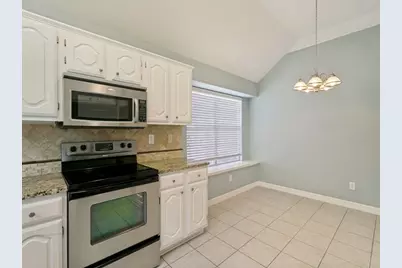 609 Oak Hollow Lane, Flower Mound, TX 75028 - Photo 12
