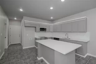 404 Campbell St, Bowie, TX 76230 - Photo 4