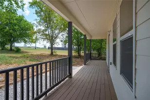 404 Campbell St, Bowie, TX 76230 - Photo 14