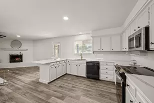 103 Park Trail Pl, Joshua, TX 76058 - Photo 4
